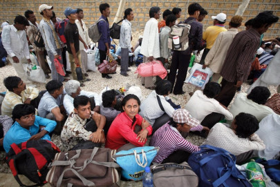 pakistan frees 311 indian fishermen