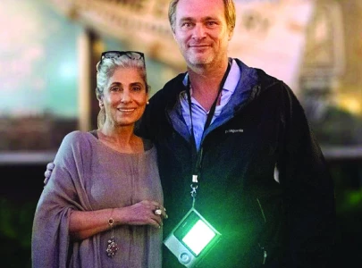 dimple kapadia left earrings for christopher nolan