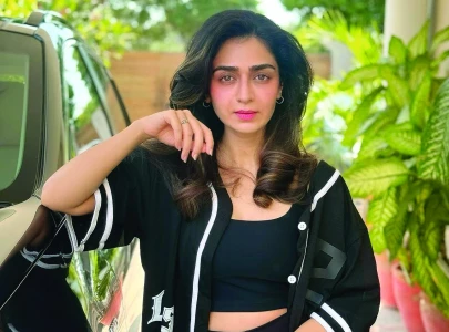 hajra yamin doesn t let haters tell her what to wear