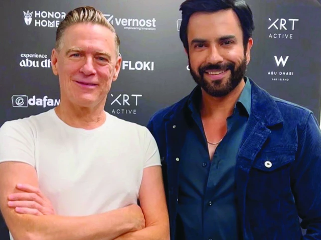 junaid khan s magical moment with bryan adams junaid khan s magical moment with bryan adams