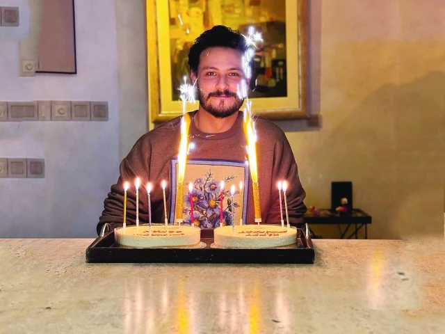 osman posed with two cakes photo instagram osman posed with two cakes photo instagram