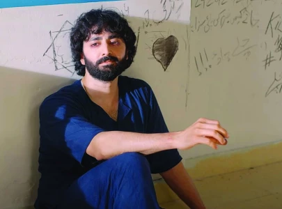 internet in stitches over danish taimoor in sher