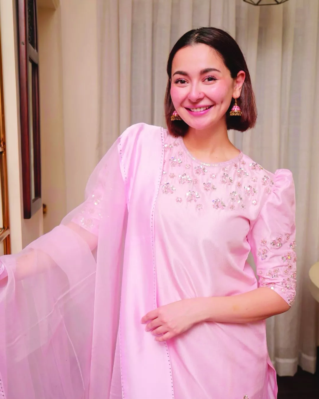 love success and more the lowdown on hania aamir love success and more the lowdown on hania aamir