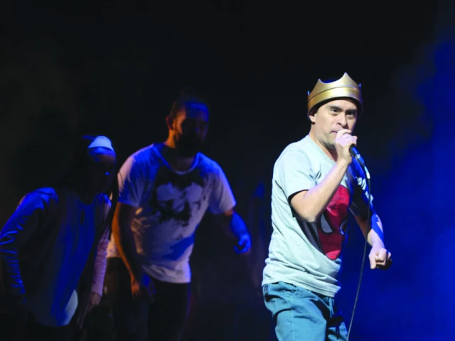 cast members overcome biases one stage at a time photo afp cast members overcome biases one stage at a time photo afp