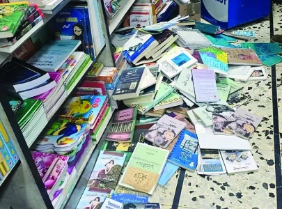 israeli police raid palestinian bookshop in jerusalem israeli police raid palestinian bookshop in jerusalem