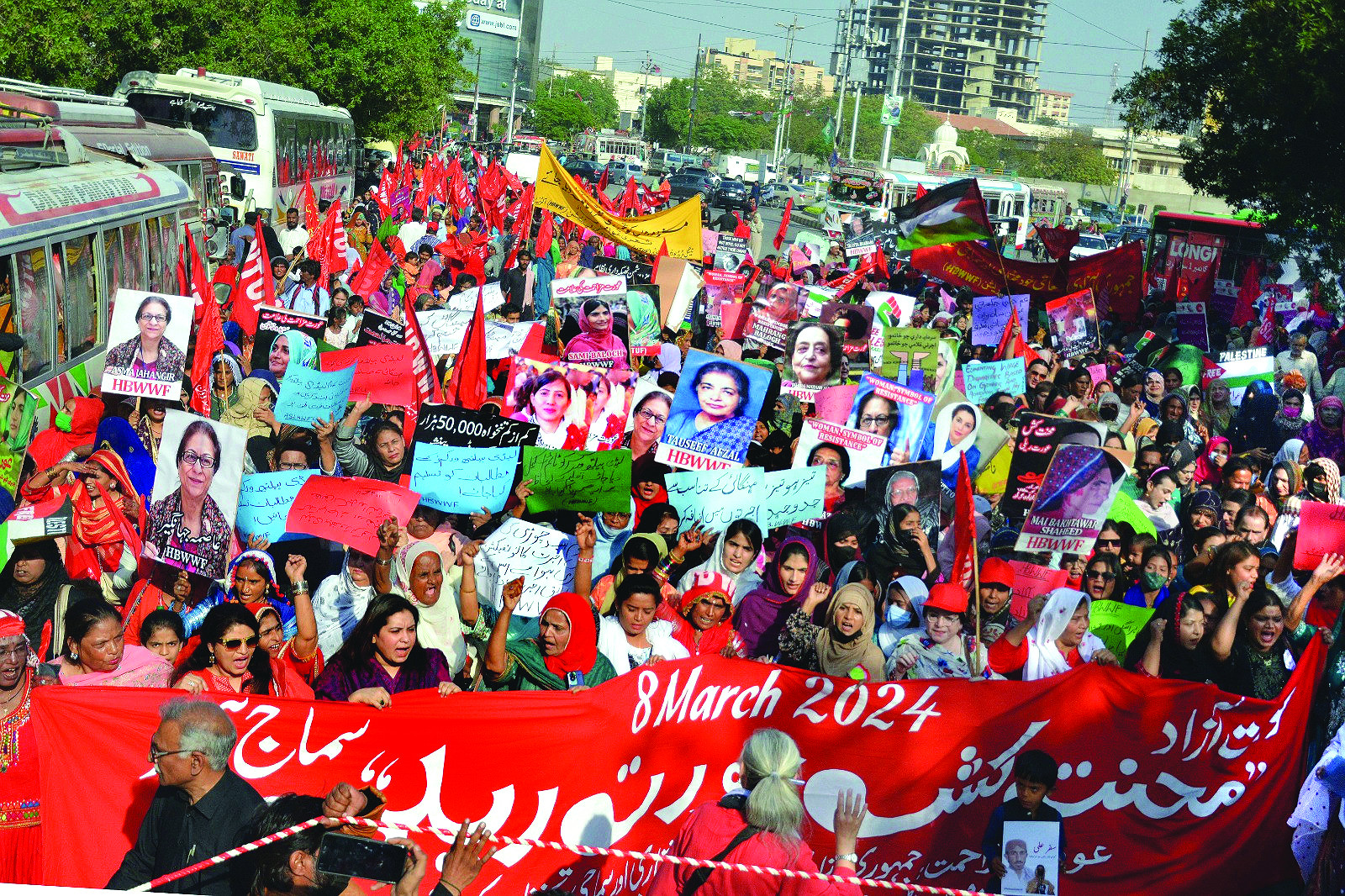 last year aurat march attracted a diverse crowd photo file