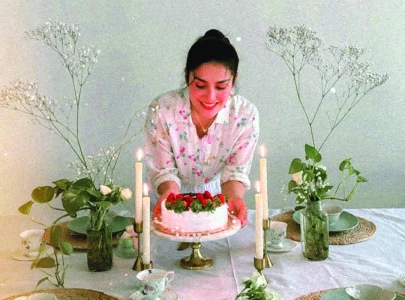 ayeza khan brings her a game to table d cor ayeza khan brings her a game to table d cor