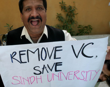 leave ends protests begin su staff warns of resuming strike if mughal returns as vc