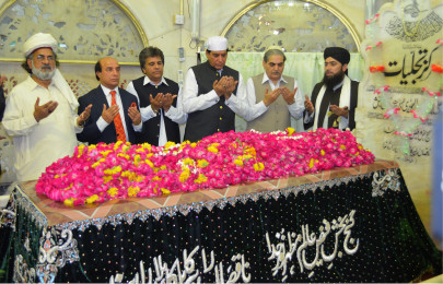 pm in lahore warm gestures thaw punjab centre frost pm in lahore warm gestures thaw punjab centre frost