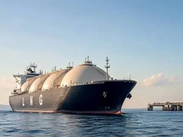 Pakistan rushes to spot market for LNG supplies