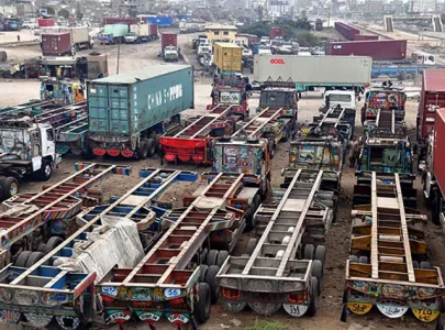 strike halts trade at ports