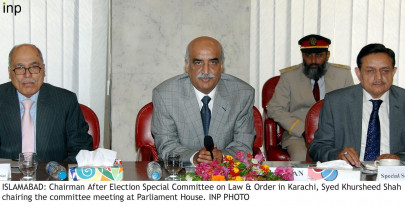 minister awards millions in grants to district high court bar associations