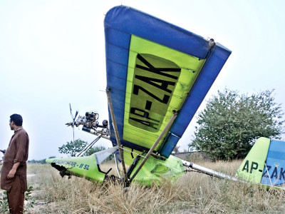 walton flyers trainee pilot unhurt in crash walton flyers trainee pilot unhurt in crash