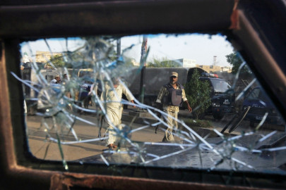 18 travellers killed in turbat bus attack