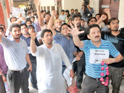 healthcare crisis punjab medics call off strike partially healthcare crisis punjab medics call off strike partially