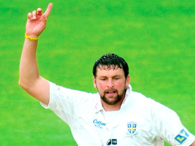 cricket harmison joins yorkshire on loan