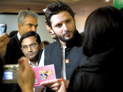 afridi s appointment new role polio champion arrives at crease
