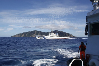 china dismisses japan plan to buy disputed islands