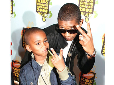 usher s stepson declared brain dead following jet ski accident