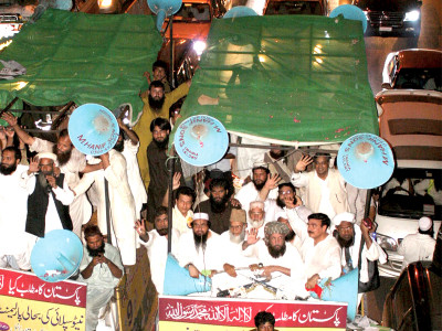 anti nato rally in pindi life comes to a halt as dpc marches on capital anti nato rally in pindi life comes to a halt as dpc marches on capital