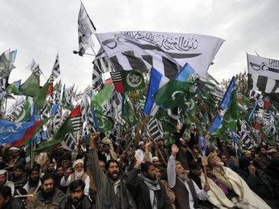 difa e pakistan right wingers descend on capital difa e pakistan right wingers descend on capital