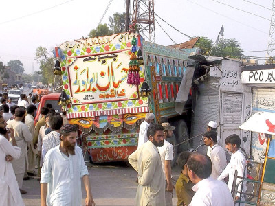 karachi traffic police to install cameras in dumpers trucks karachi traffic police to install cameras in dumpers trucks
