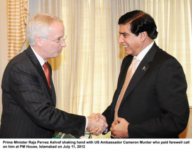 munter pays farewell call on prime minister