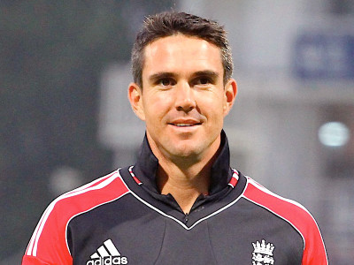 cricket pietersen ponders one day return