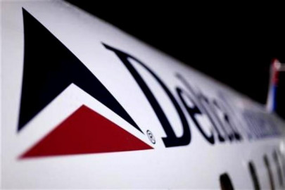 needles found in food on 4 delta flights to us