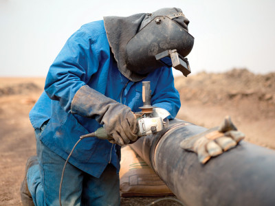 gas import iran to lay pakistan s portion of pipeline