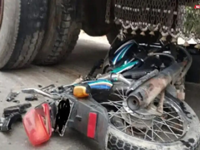 Two killed and one injured in separate Karachi road accidents