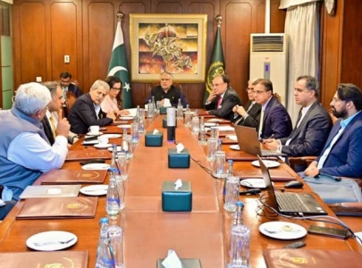 budget date agreed as govt ppp close ranks