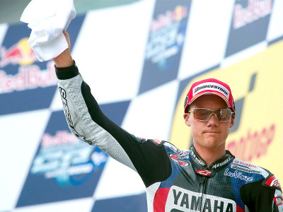 motogp spies opts to leave yamaha