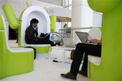 hacking experts find new ways to attack android phones