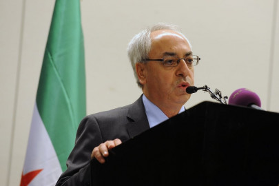 syrian opposition demands arms says assad should be tried