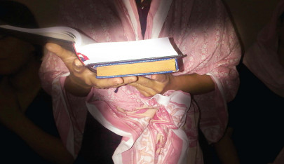 amid pedicures cleansing for the soul in salon s diy prayer session amid pedicures cleansing for the soul in salon s diy prayer session