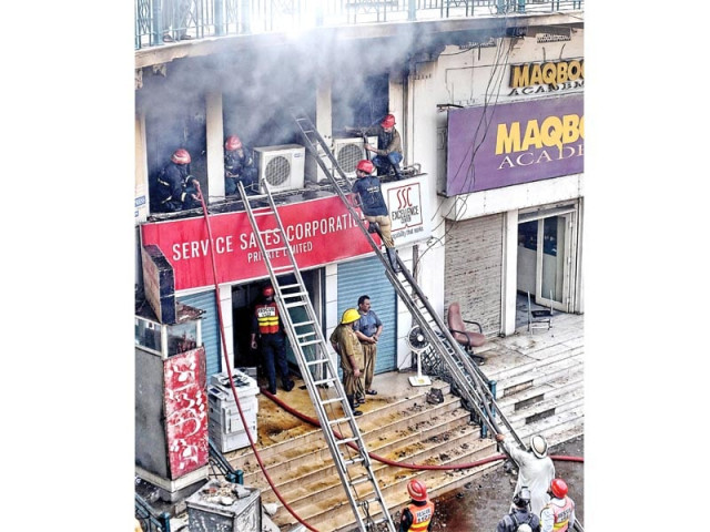 threat to heritage office in dyal singh mansion catches fire threat to heritage office in dyal singh mansion catches fire
