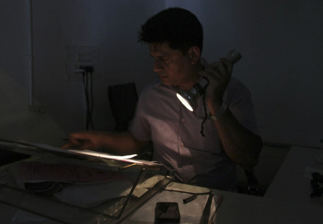 grappling with massive power cuts india shuffles power minister grappling with massive power cuts india shuffles power minister