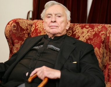 iconoclastic american author gore vidal dead at 86