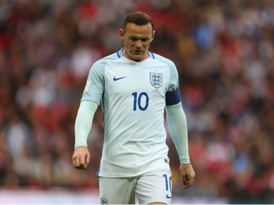 is it time for wayne rooney to retire