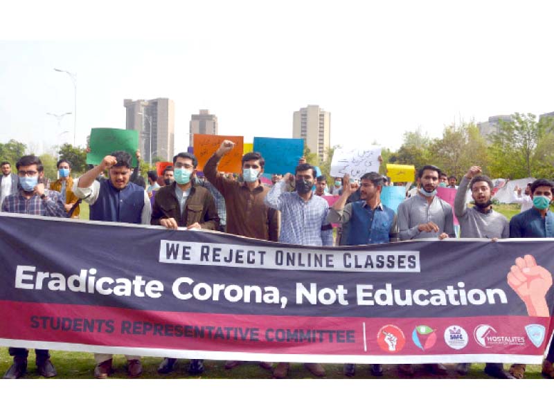 the students representative committee demonstrates in favour of physical classes outside the press club photo online