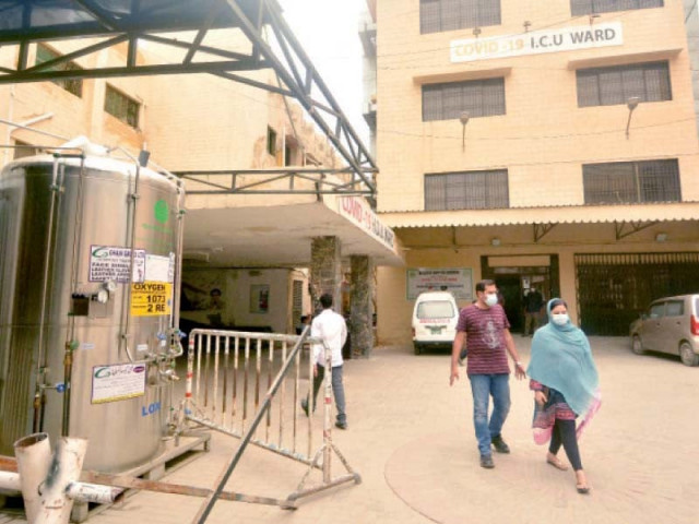 an oxygen tank has been installed in sindh government services hospital photo jalal qureshi express file an oxygen tank has been installed in sindh government services hospital photo jalal qureshi express file