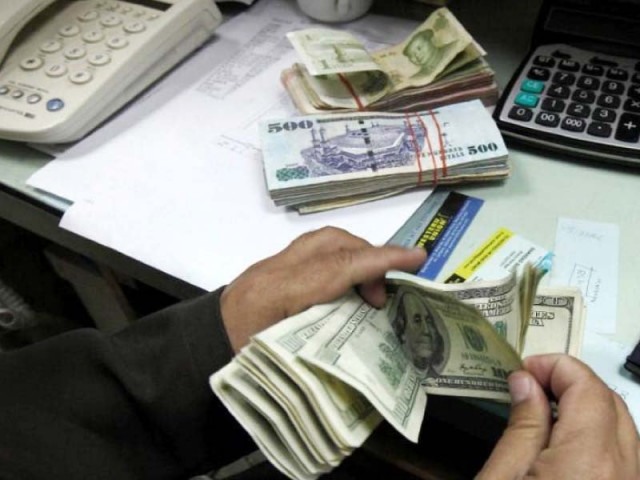 gold price maintained its uptrend mainly due to the downtrend in the rupee against the us dollar photo reuters gold price maintained its uptrend mainly due to the downtrend in the rupee against the us dollar photo reuters