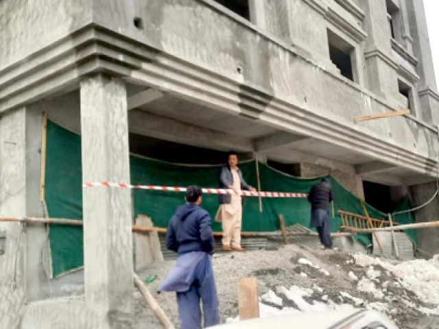 seven illegal buildings sealed in murree seven illegal buildings sealed in murree