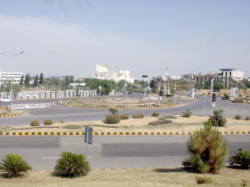 the capital s constitution avenue wears a deserted look as residents gradually head home for eid photo online