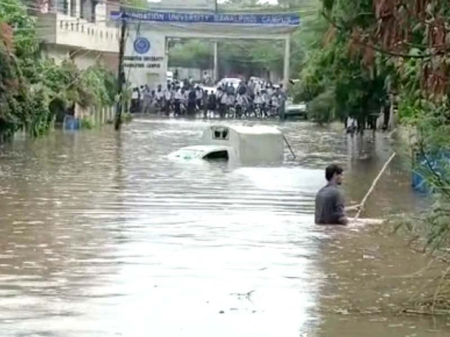 heavy downpour swamps pindi heavy downpour swamps pindi