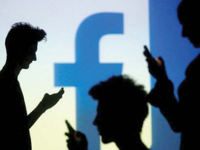 meta slashes workforce by 11 000
