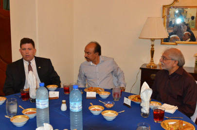 karachi s politicians and businessmen mingle at iftar cum dinner karachi s politicians and businessmen mingle at iftar cum dinner