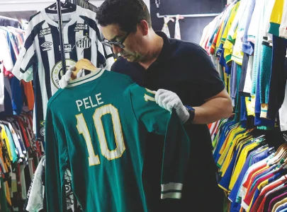 brazilian owns world s largest shirt collection brazilian owns world s largest shirt collection