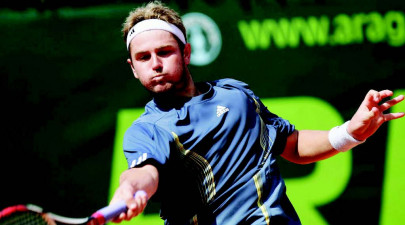 tennis fish reaches quarter final